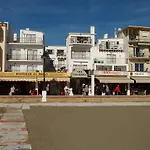 Casa Blanca *
