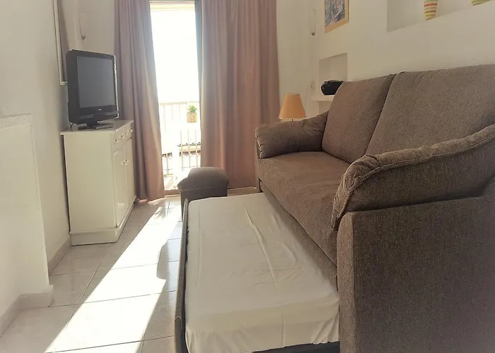 Casa Blanca * Τορρεμολίνος